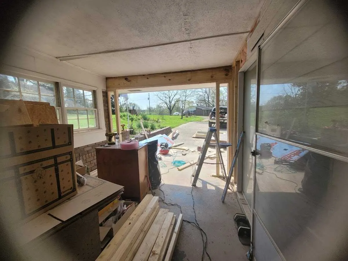 Air movers and dehumidifier for Water Mitigation Services in Townsend